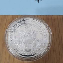 Great seal of the United States coloured liberty coin