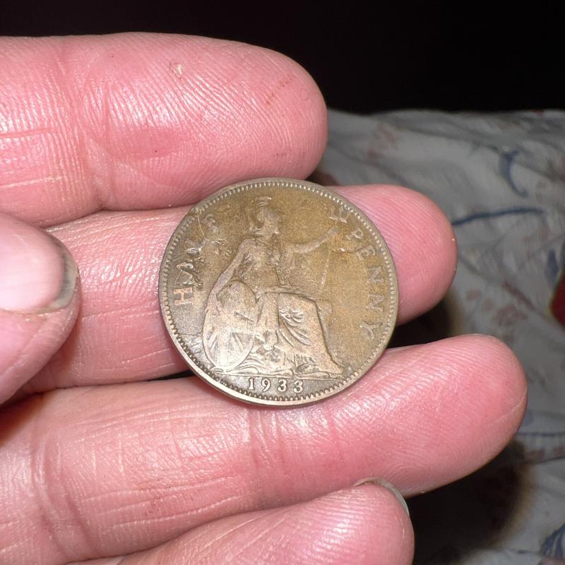 1933 half penny used condition